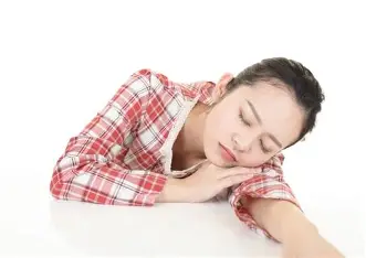 すぐ疲れるのは年齢や体力のせい？